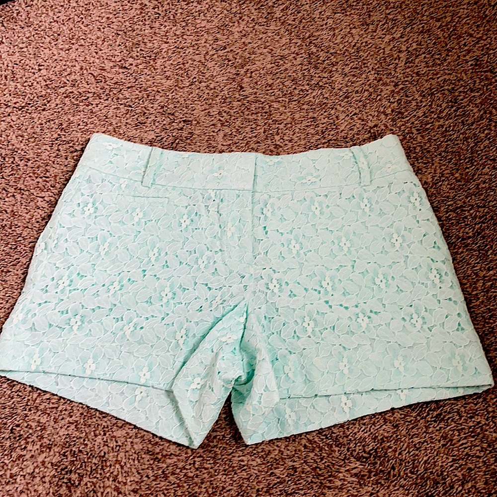 Lace Loft Shorts Size 6